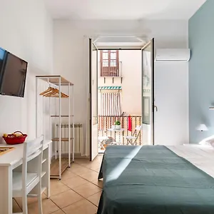 Punto Al Capo Intero O Stanze Matrimoniali Con Bagno Privato Affittacamere Palermo