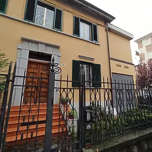 Number 9 Bed & Breakfast Bologna